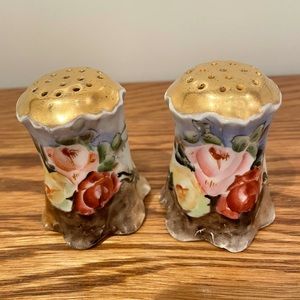 Antique 1906 Signed Rosenthal Versailles Bavaria Hand Painted SaltPepper Shakers